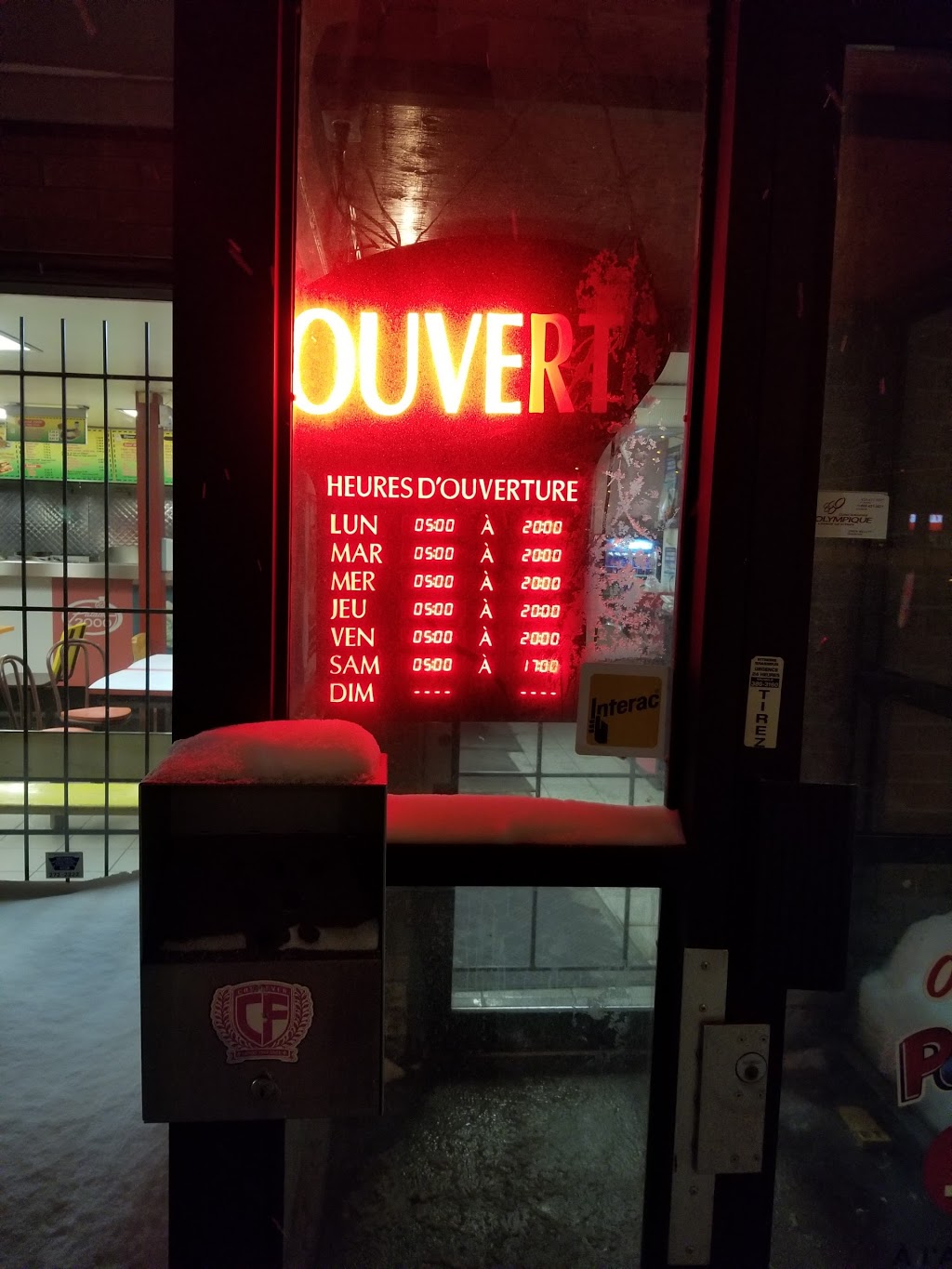 Patates 2000 | 2000 Desserte S Autoroute 440, Laval, QC H7S 2E7, Canada | Phone: (450) 687-8072