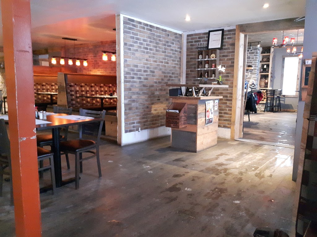 Grill 309 | 484 QC-309, Val-des-Bois, QC J0X, Canada | Phone: (819) 454-6393