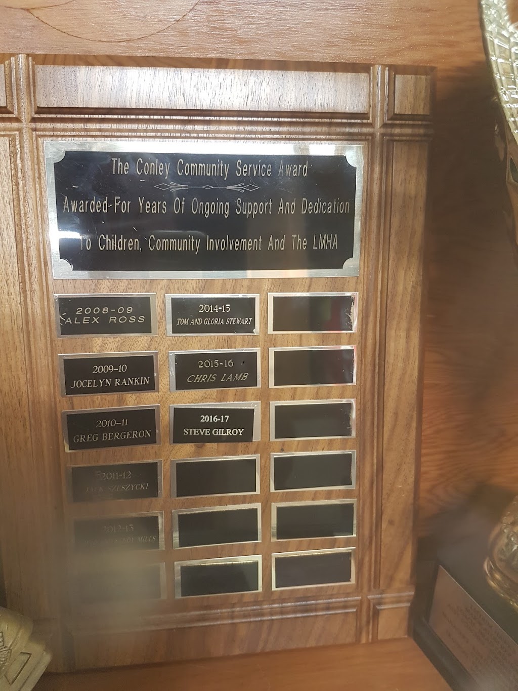 Fred Barrett Arena | 3280 Leitrim Rd, Gloucester, ON K1T 3Z4, Canada | Phone: (613) 822-2175