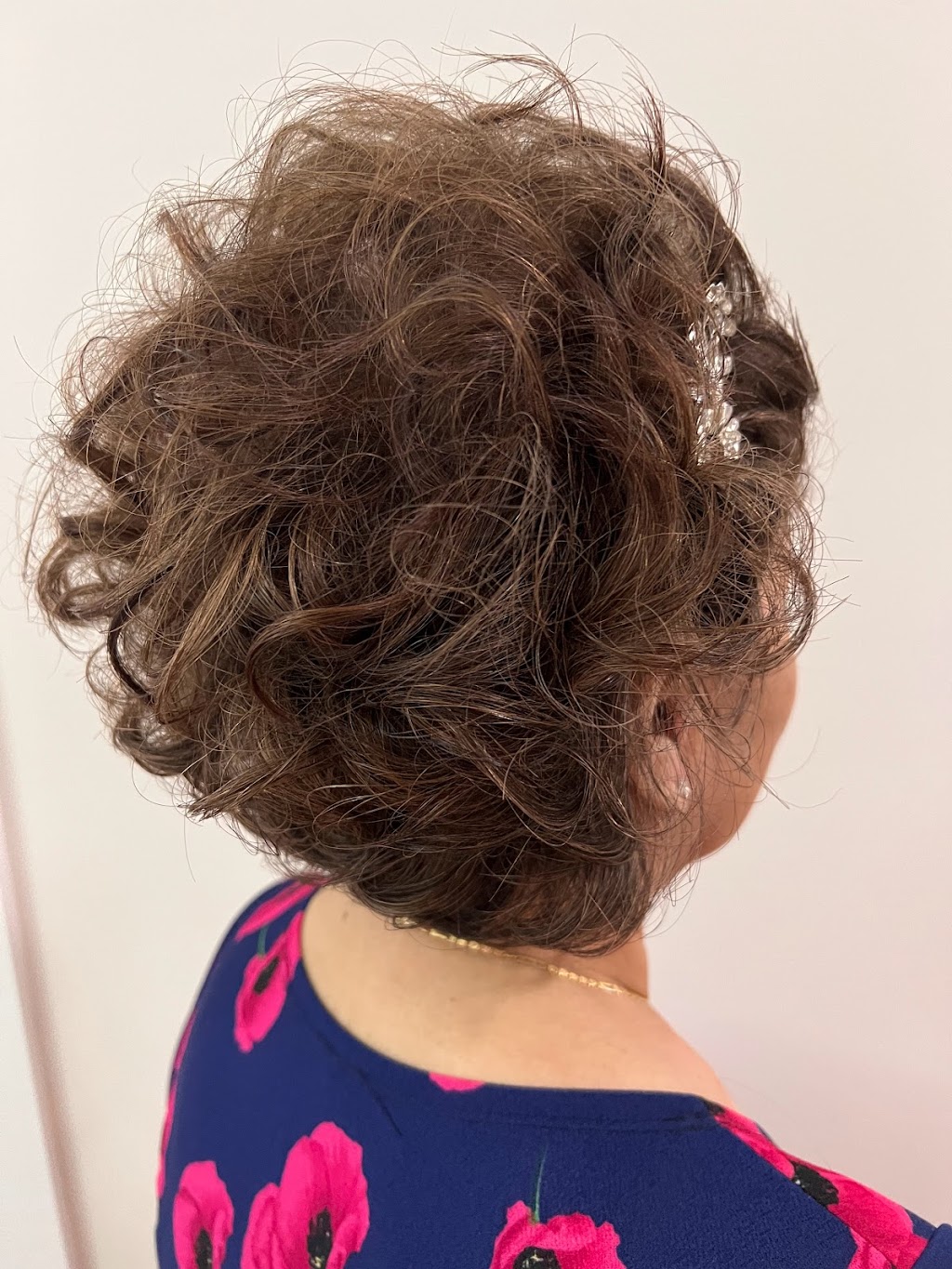 Hair By Jeannine Dyer | 525 Perth Ave, Winnipeg, MB R2V 0V4, Canada | Phone: (204) 228-0596