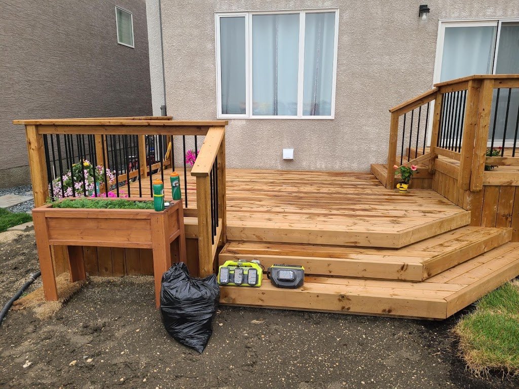 CommonWealth Renovations, Fences & Decks | 715 Oakenwald Ave, Winnipeg, MB R3T 1M6, Canada | Phone: (204) 688-6421