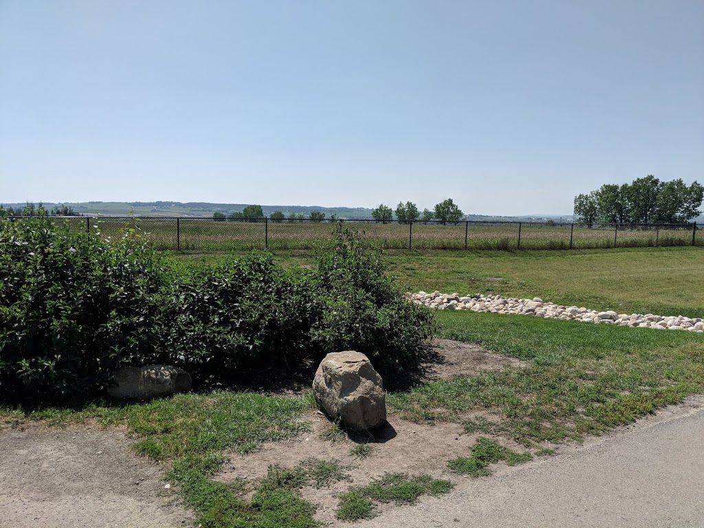 Off Leash Park | 132 Drake Landing Ridge, Okotoks, AB T1S 0H1, Canada | Phone: (403) 938-4404