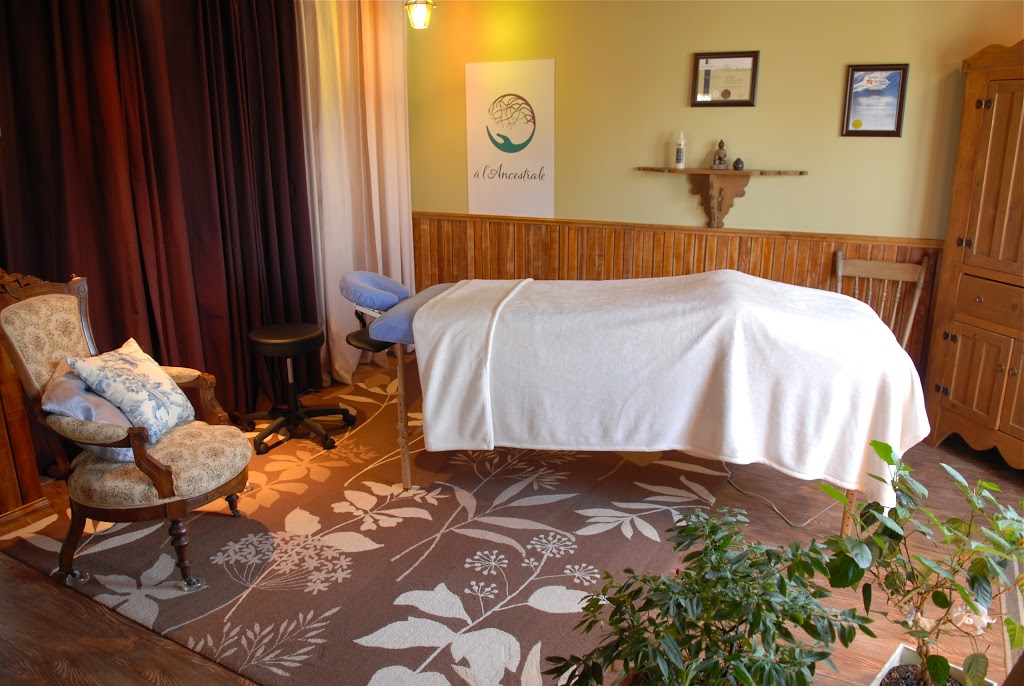 À LAncestrale B&B | 200 Rue Abbott, Magog, QC J1X 2H5, Canada | Phone: (819) 847-5555