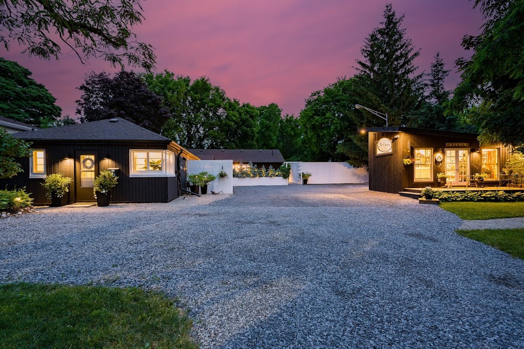 The Erie Street Flats | 12 Erie St, Collingwood, ON L9Y 1P4, Canada | Phone: (705) 606-4781