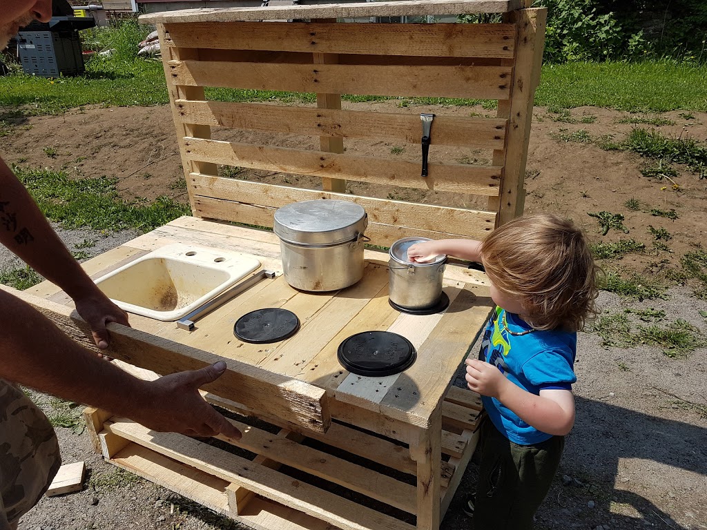 Les Ptits Soleil | 454 Rue Raoul, Québec, QC G3G 2A2, Canada | Phone: (418) 609-1569