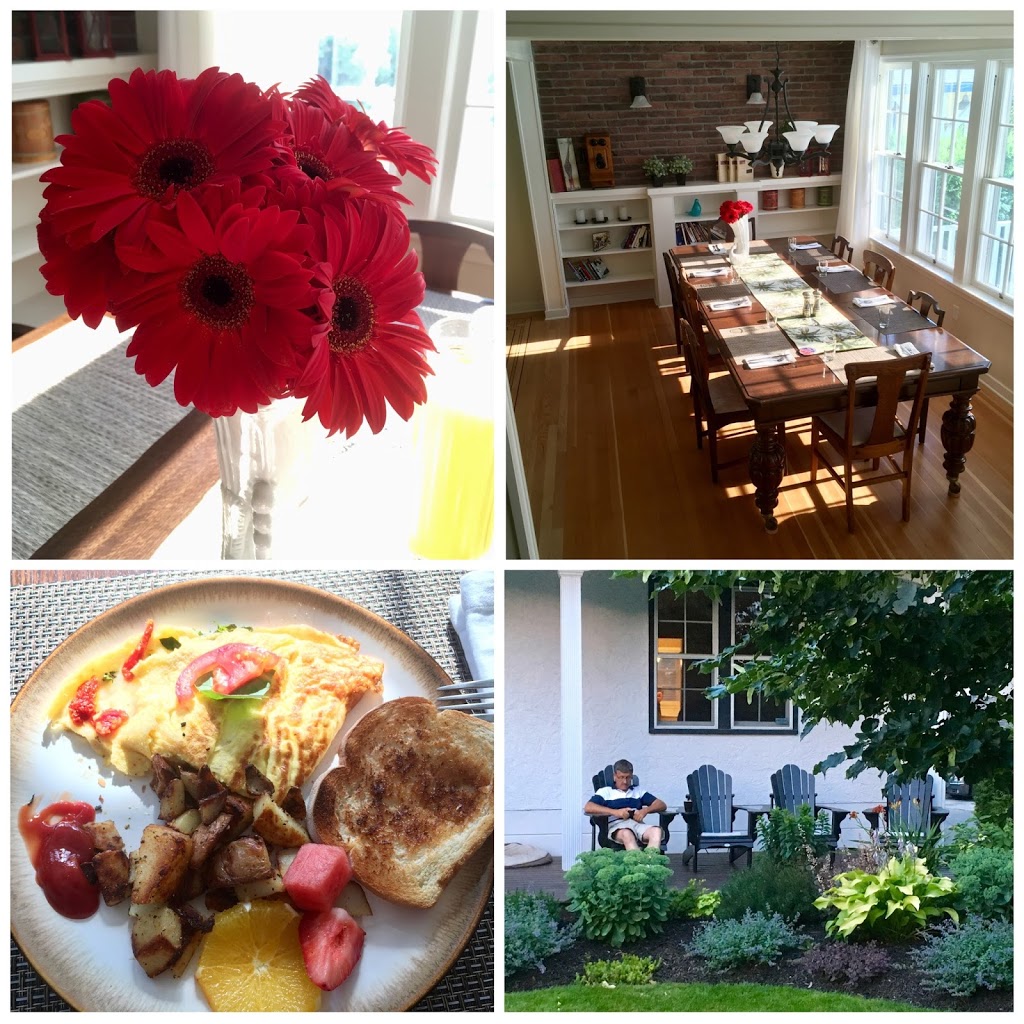 Abbott Lakehouse Bed and Breakfast | 1875 Abbott St, Kelowna, BC V1Y 1B6, Canada | Phone: (250) 470-9493
