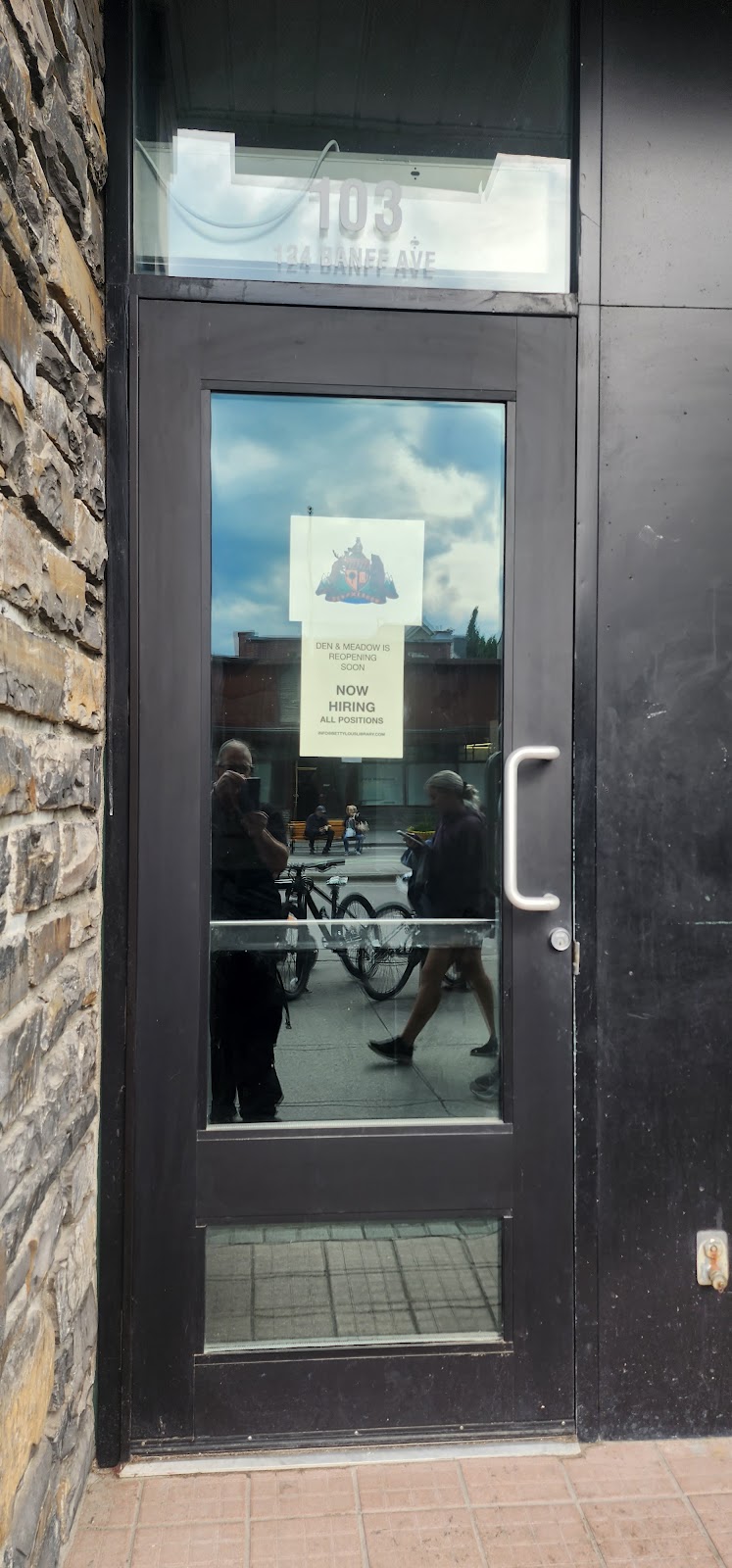 Den & Meadow | 124 Banff Ave, Banff, AB T1L 1A7, Canada | Phone: (403) 985-0773