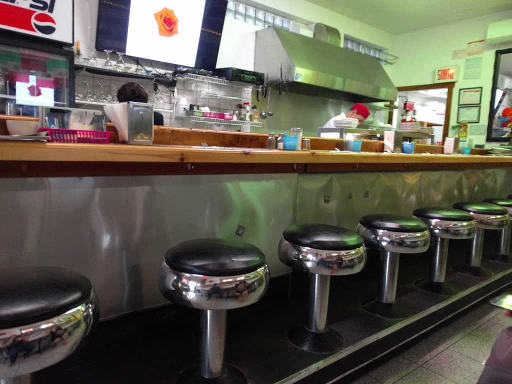 Nopales Taqueria Mexicaine | 8517 Rue Hochelaga, Montréal, QC H1L 2M1, Canada | Phone: (514) 493-0080