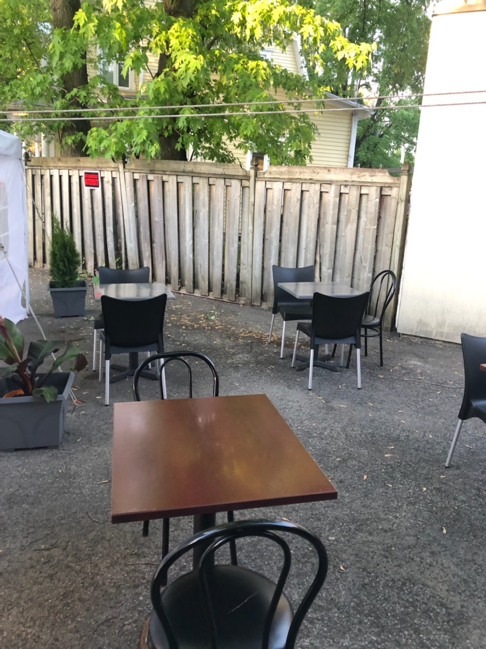 Restaurant La Bi-Coq au Soleil | 5271 Boul Lévesque E, Laval, QC H7C 1N5, Canada | Phone: (450) 664-4239
