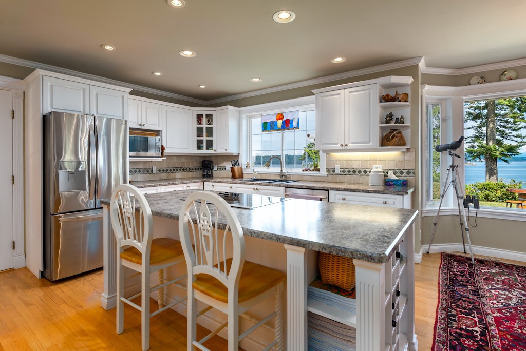 Leah Reichelt-Realtor, RE/MAX Ocean Pacific Realty | 282 Anderton Rd, Comox, BC V9M 1Y2, Canada | Phone: (250) 338-3888