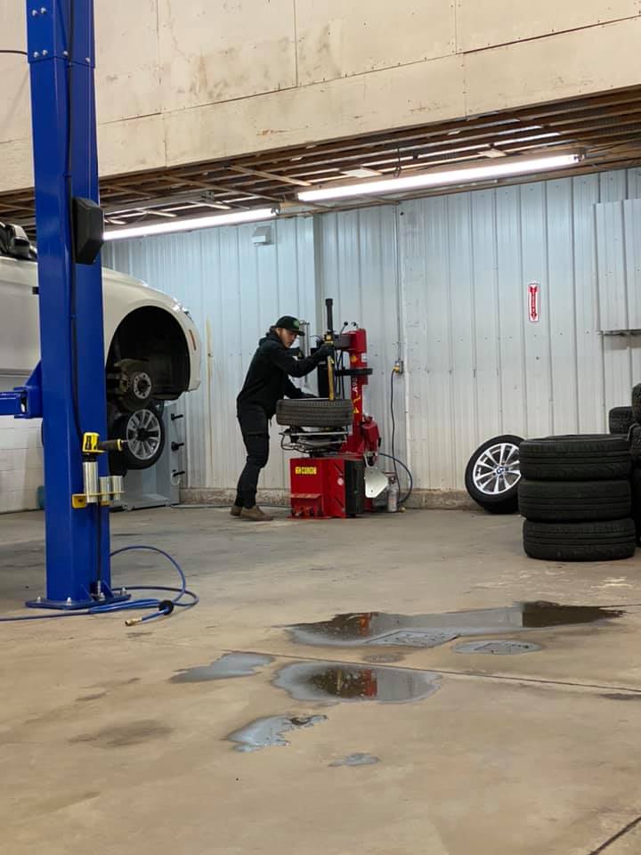 VERREAUTO | 18060 Rue J A Bombardier bureau 101, Mirabel, QC J7J 2H8, Canada | Phone: (450) 430-8781