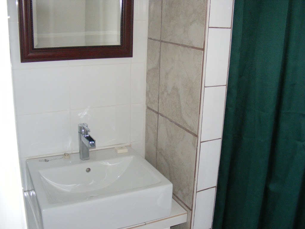 Mile Inn Motel | 151 Hwy 6, Wiarton, ON N0H 2T0, Canada | Phone: (519) 534-9805
