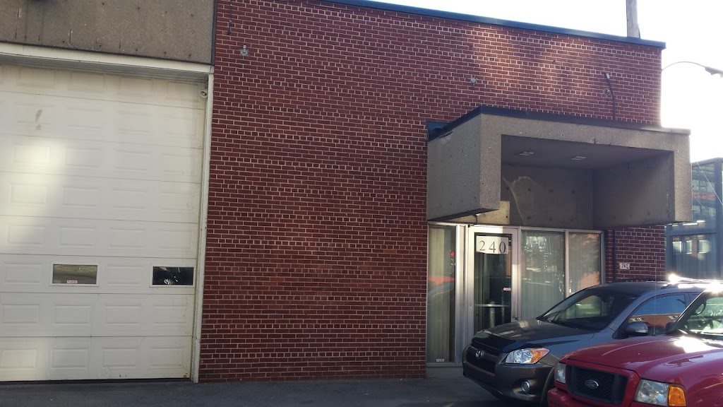 Idc Kyd Courriers 367 Rue Isabey, SaintLaurent, QC H4T 1Y2, Canada