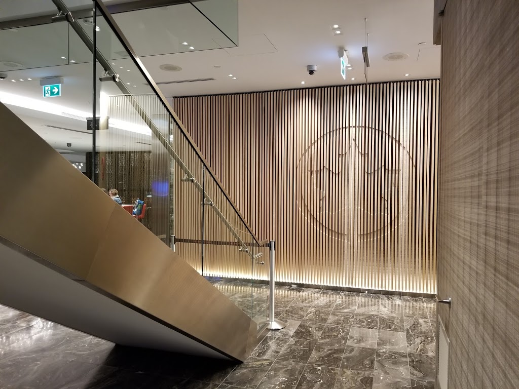 Maple Leaf Lounge Aur Canada International Departure | Sea Island, Richmond, BC V7B 0A4, Canada