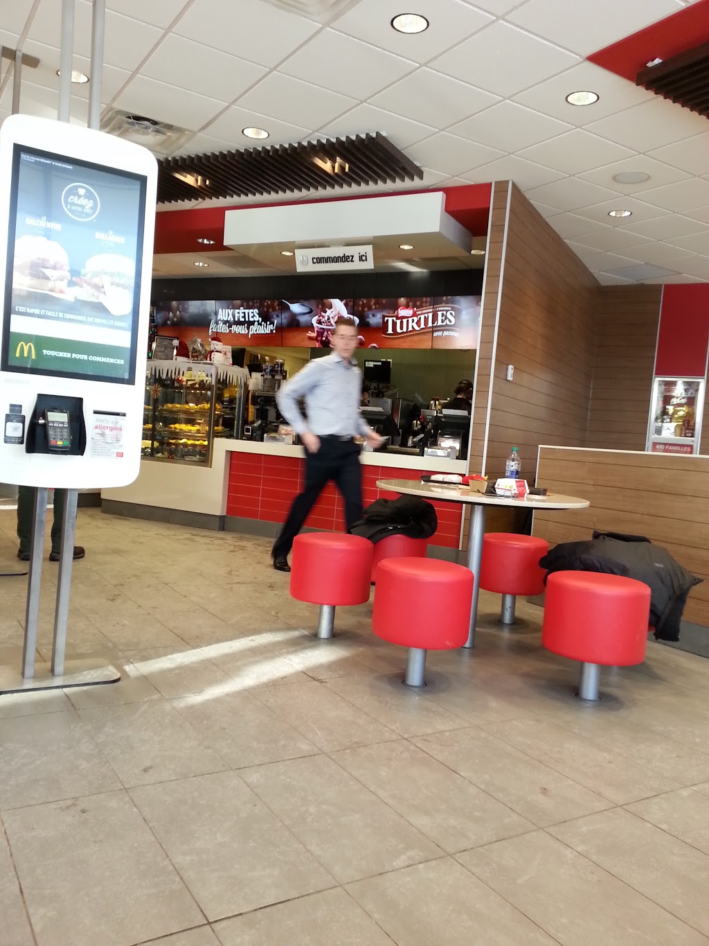 McDonalds | 882 Boulevard Maloney E, Gatineau, QC J8P 1H5, Canada | Phone: (819) 643-9711