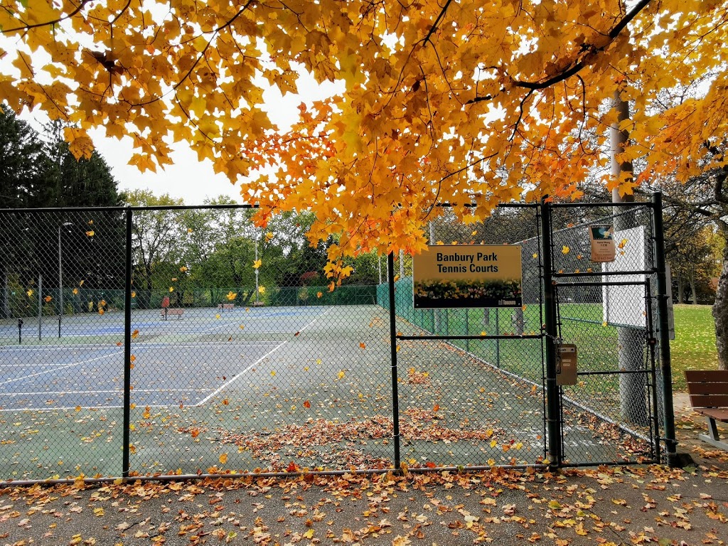 Banbury Tennis Club | 120 Banbury Rd, North York, ON M3B 2L3, Canada | Phone: (416) 443-0941