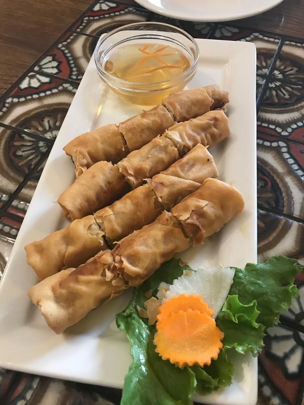 Phò Kinh Dò | 650 Woodlawn Rd W Block A, Guelph, ON N1K 1B8, Canada | Phone: (519) 780-1144