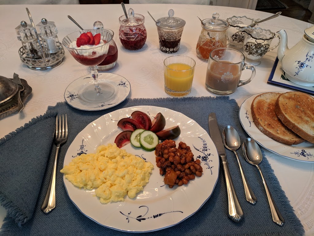 Century House B & B | 155 Dill St, Bracebridge, ON P1L 1E5, Canada | Phone: (705) 645-9903
