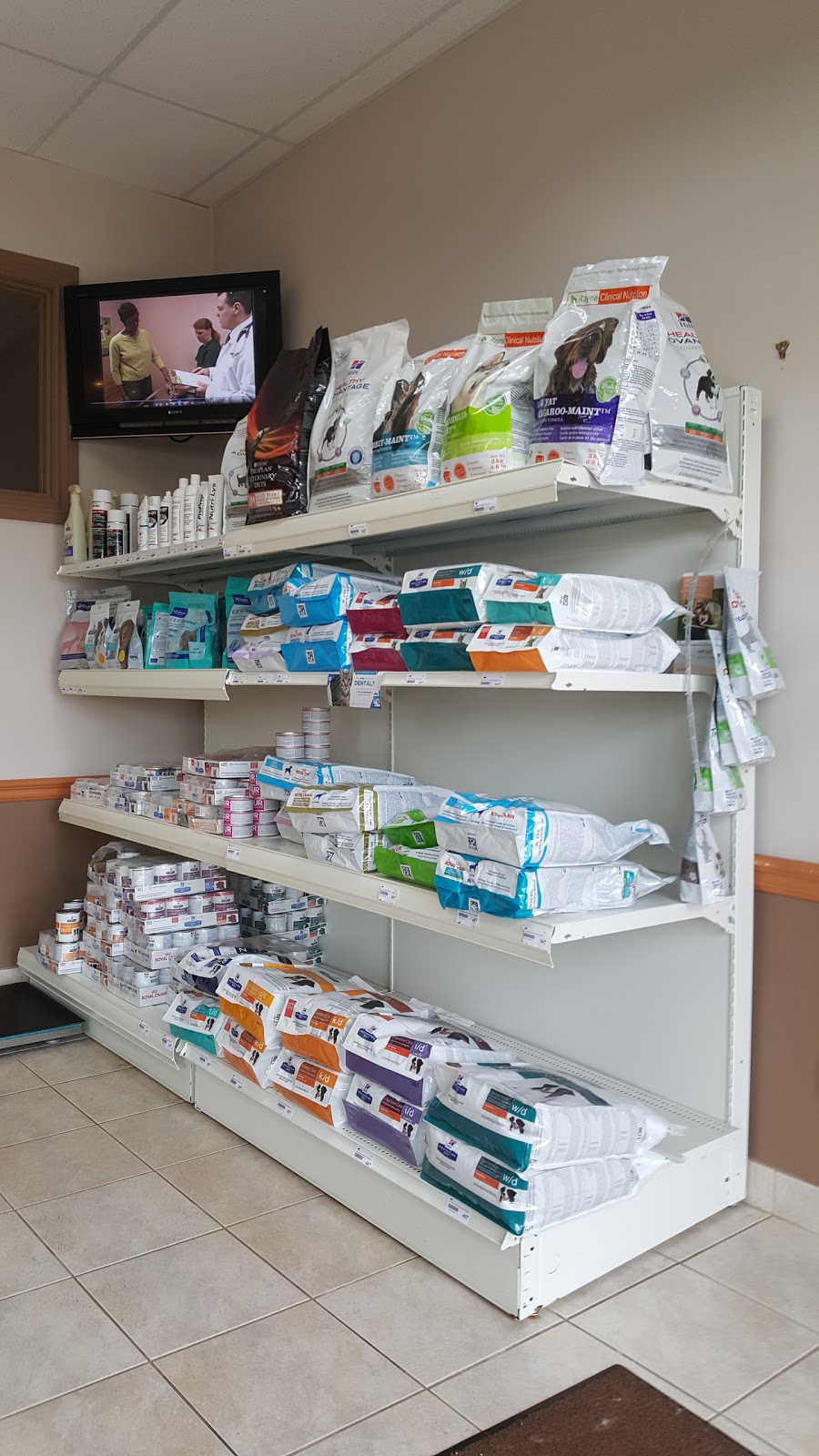Joshua Creek Animal Hospital | 2501 Prince Michael Dr, Oakville, ON L6H 0E9, Canada | Phone: (905) 257-6630