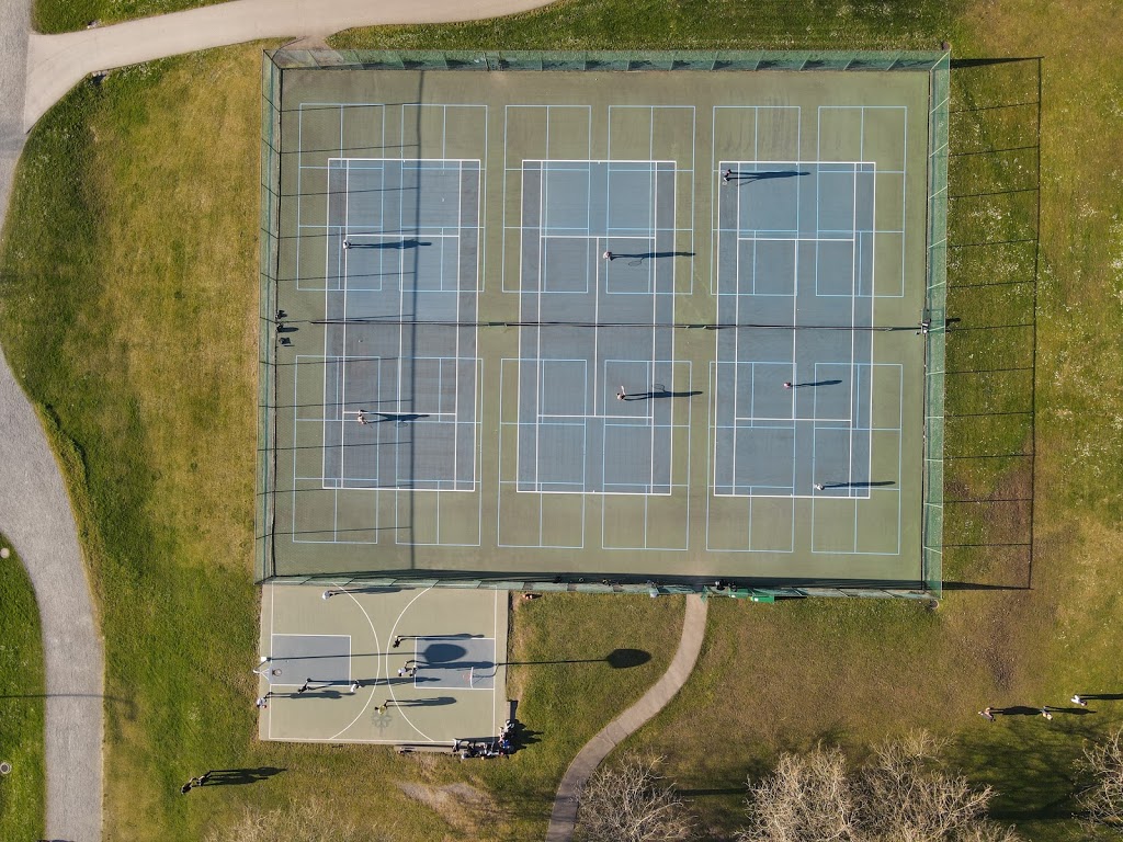 Confederation Park Tennis Courts | 4709 Pandora St, Burnaby, BC V5C 2C2, Canada | Phone: (604) 294-4378