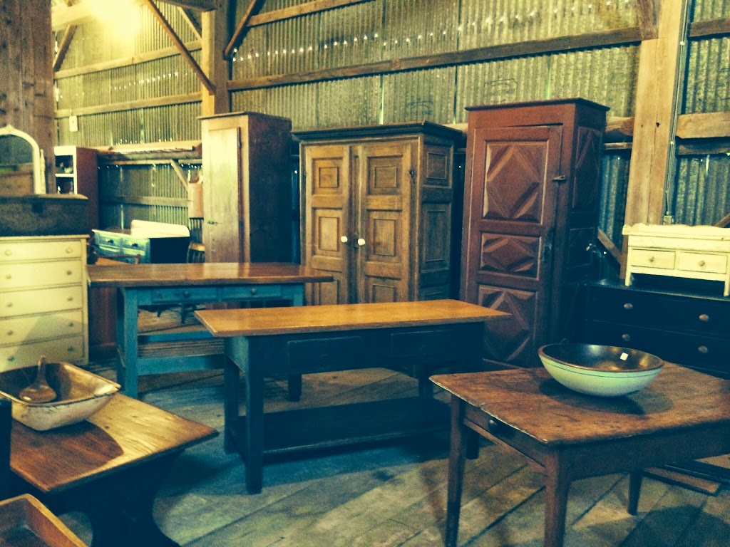 Hinton Antiques Washago, Ontario | 8203 Simcoe County Rd 169, Washago, ON L0K 2B0, Canada | Phone: (705) 325-9666