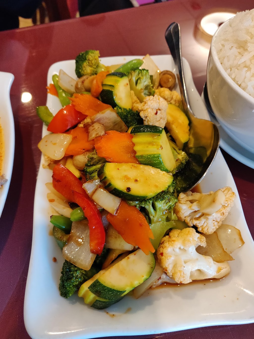 Chiang Rai Thai Cuisine | 120 Fifth Ave, Cochrane, AB T4C 0A4, Canada | Phone: (403) 851-0239