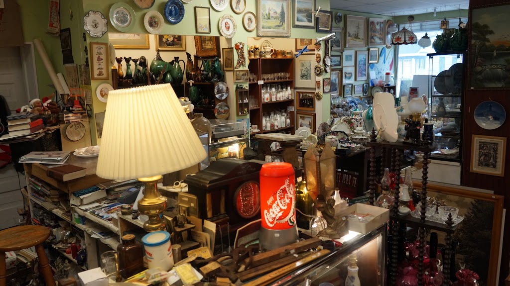 The Rare Bird Antiques | 4 Main St N, Elmwood, ON N0G 1S0, Canada | Phone: (519) 363-6340