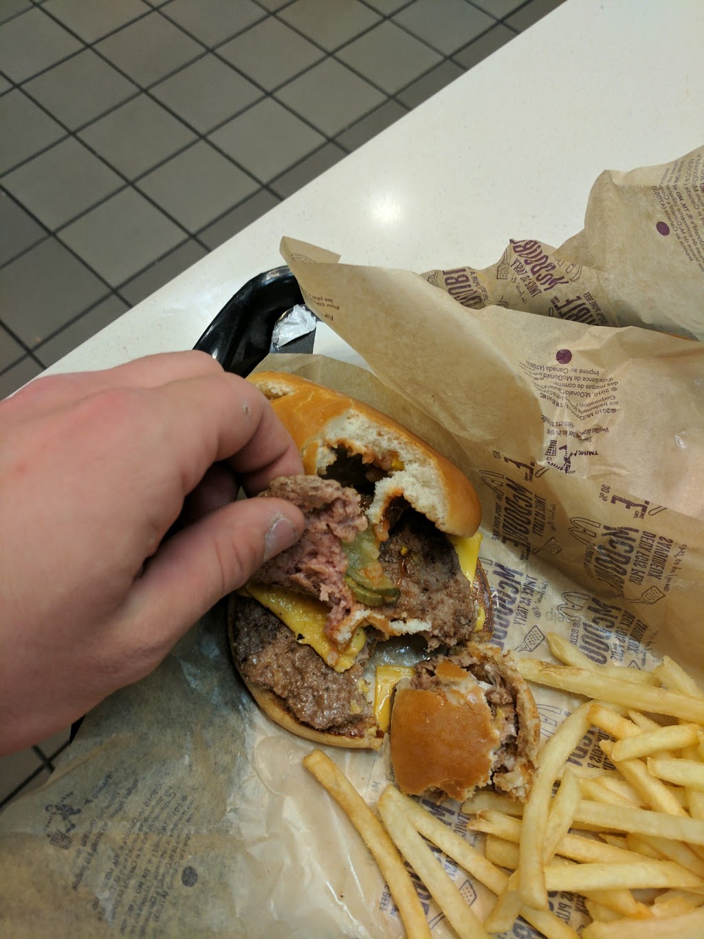 McDonalds | 1110 57 Ave NE, Calgary, AB T2E 9B7, Canada | Phone: (403) 274-1583