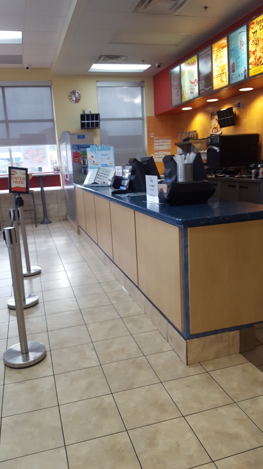 Dairy Queen (Treat) | 5618 Tenth Line W, Mississauga, ON L5M 7L9, Canada | Phone: (905) 567-5646