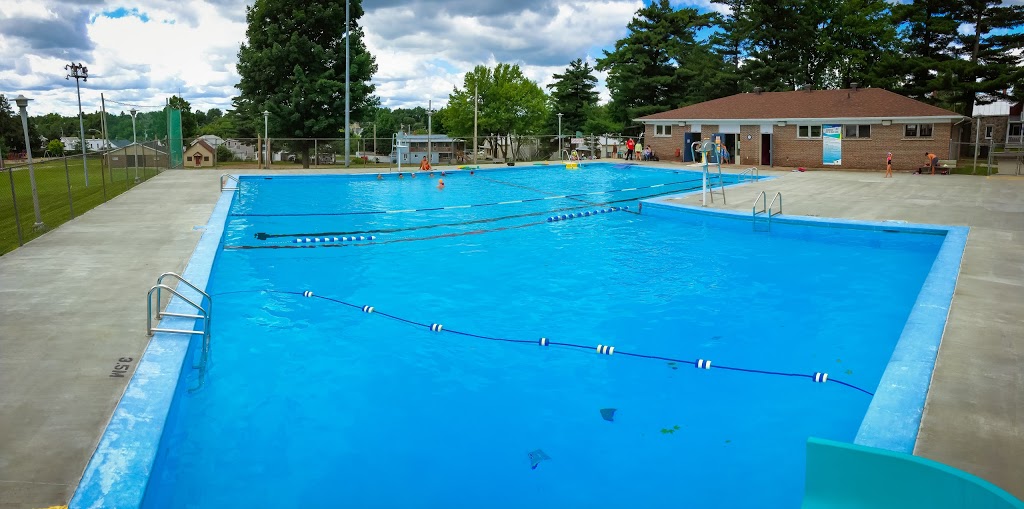 Des Forges Park | 30 Rue de lAcadémie, Victoriaville, QC G6P 3M2, Canada | Phone: (819) 758-1571