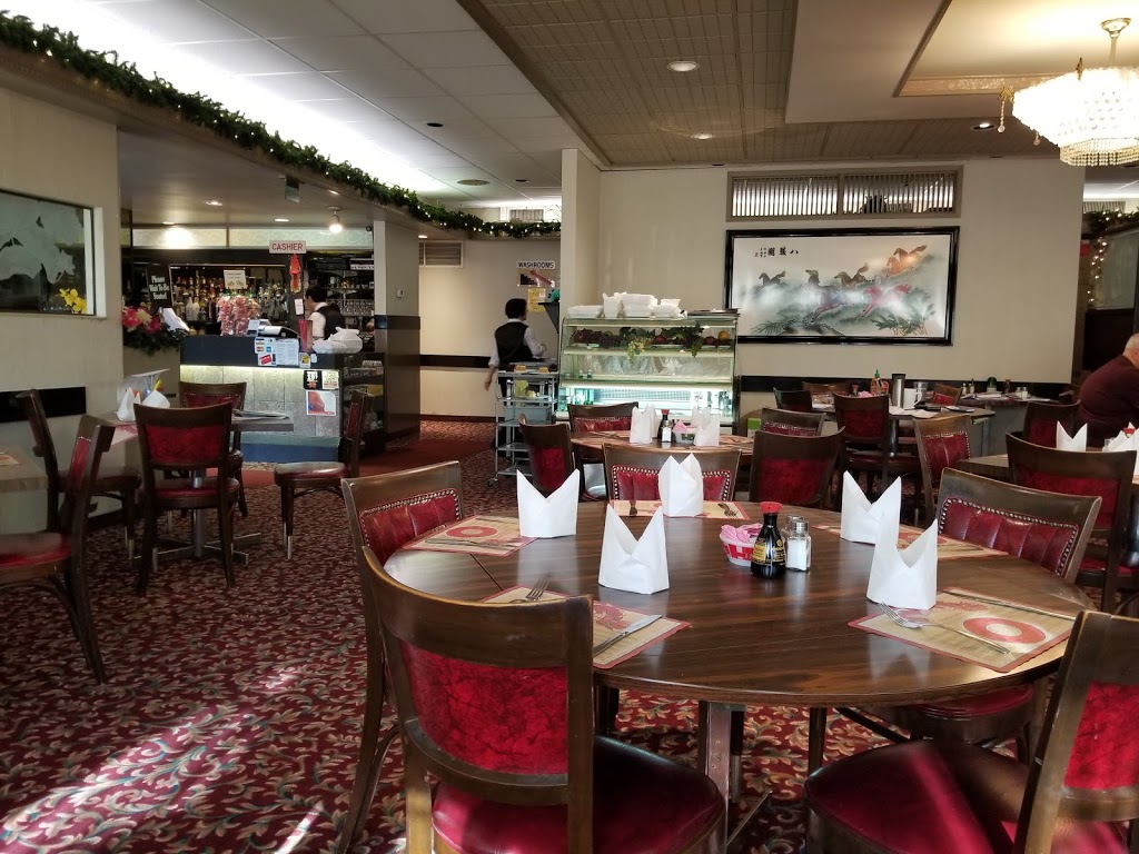 Happy Jacks Restaurant & Tavern | 98 Niagara Blvd, Fort Erie, ON L2A 3G5, Canada | Phone: (905) 871-3970