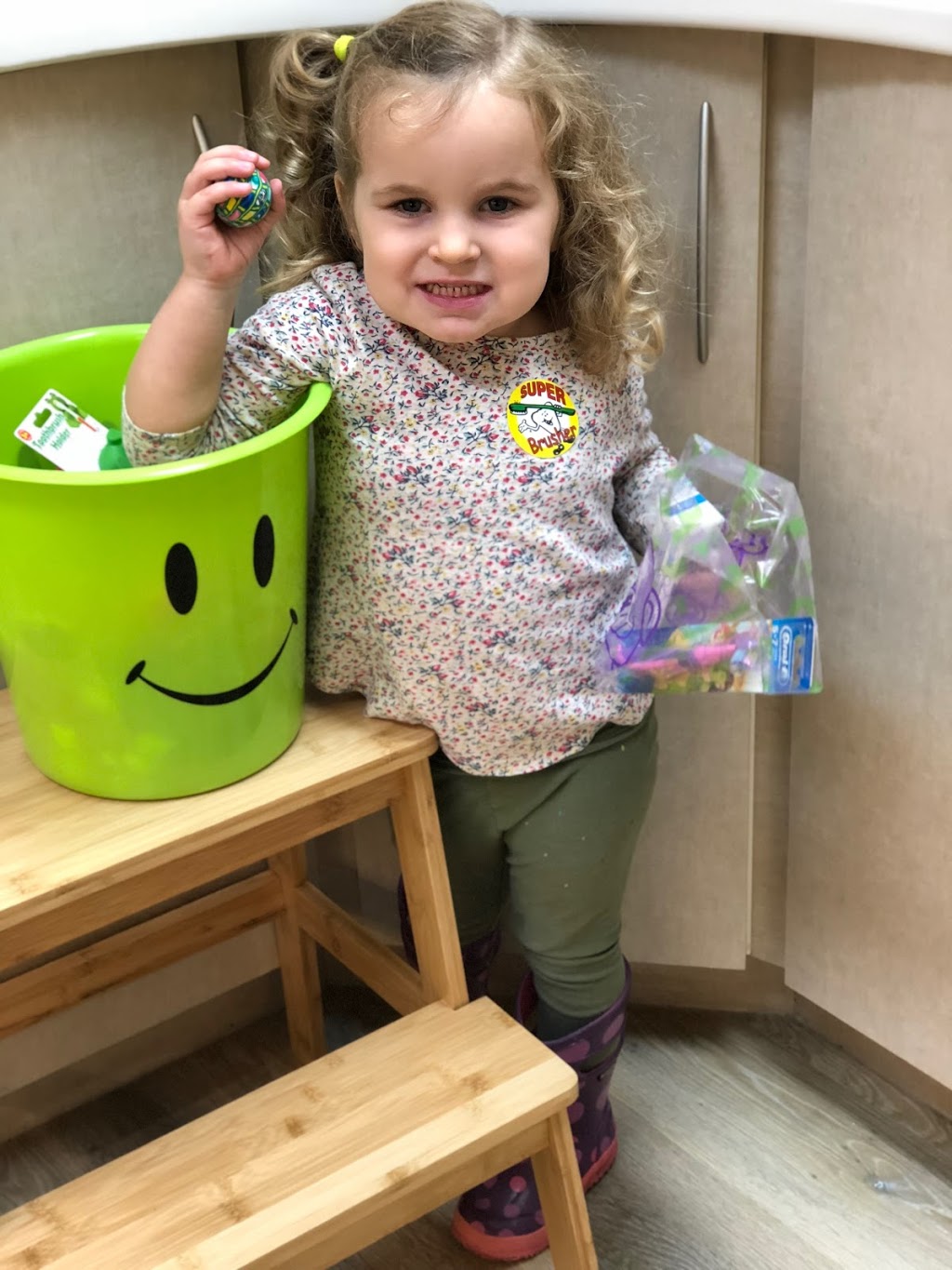 Ridge Meadows Childrens Dentistry | 22470 Dewdney Trunk Rd #620, Maple Ridge, BC V2X 5Z6, Canada | Phone: (604) 380-0101
