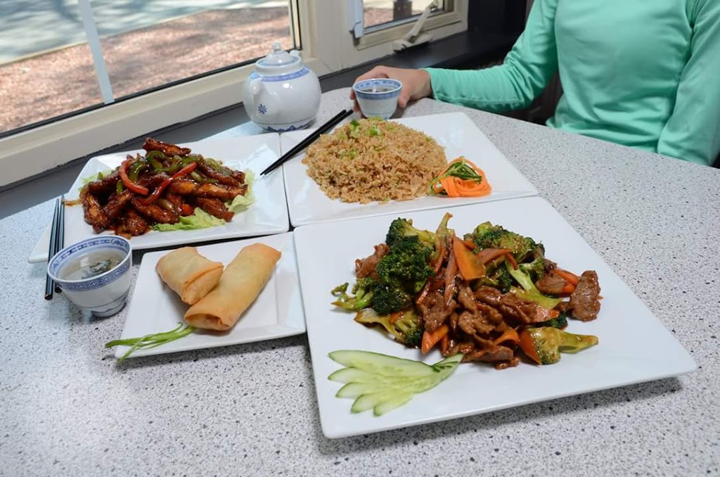 Lis Wok & Grill | 112 Front St, Wolfville, NS B4P 1A4, Canada | Phone: (902) 542-4097