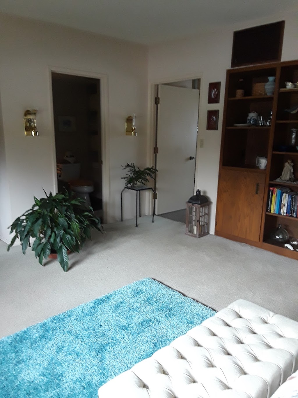 Charter Boat Bed and Breakfast | 2642, 2715 King St, Bellingham, WA 98225, USA | Phone: (206) 354-5634
