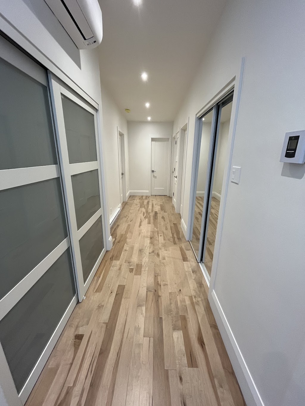 Apex Reno Inc. | 142 Av. dIvanhoe Crescent, Pointe-Claire, QC H9R 3Z8, Canada | Phone: (514) 886-0220