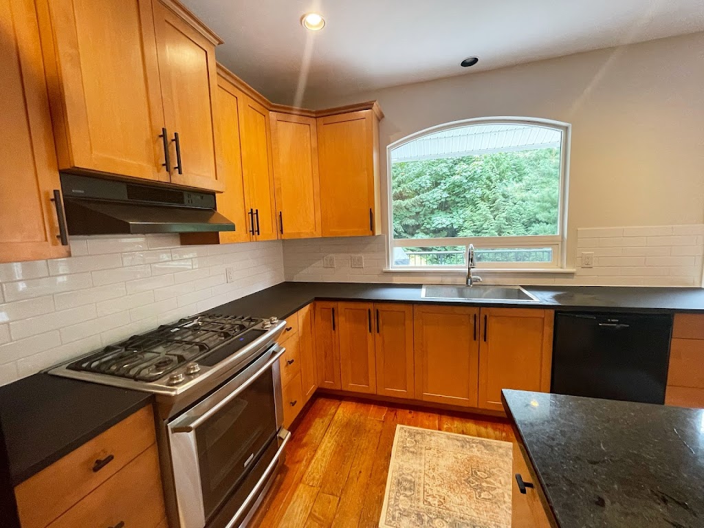 Burke Mountain Handyman | 1334 Canary Pl, Coquitlam, BC V3E 0E1, Canada | Phone: (778) 323-6869