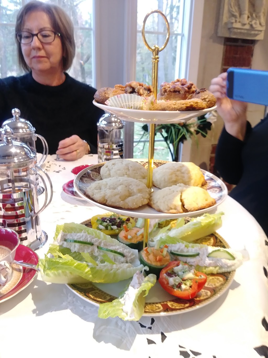 Golden Tea Pot | 20 Ava Rd, Brantford, ON N3T 5G9, Canada | Phone: (519) 753-3797