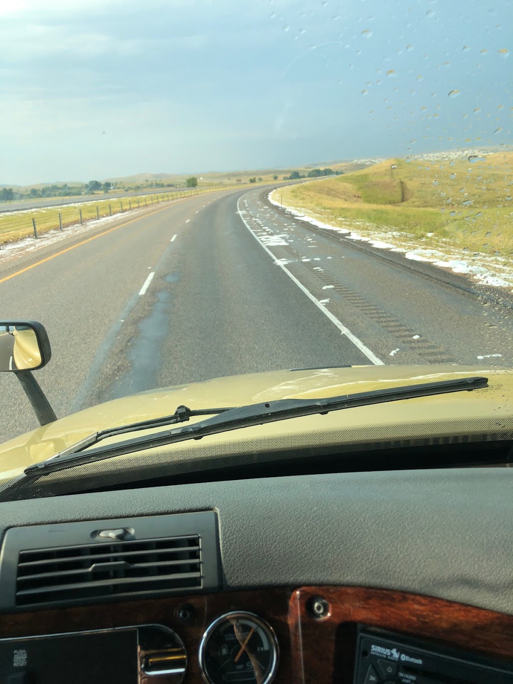 BILMIRA TRANSPORTATIONS AND LOGISTIC SERVICES | 81 Darbrett Bay, Winnipeg, MB R2P 0G6, Canada | Phone: (204) 952-7210
