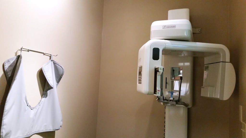 Brentwood Village Dental Clinic | 3630 Brentwood Rd NW #323, Calgary, AB T2L 1K8, Canada | Phone: (403) 210-5050