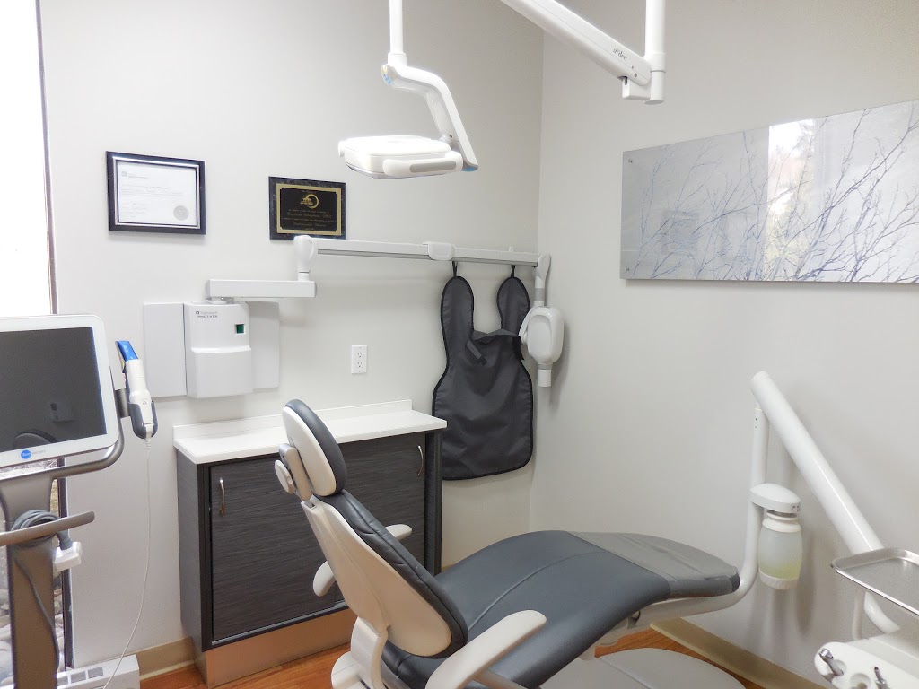 Centre dentaire Delongchamp - Dentisterie et orthodontie à Lachute | 139 Avenue de la Providence, Lachute, QC J8H 3L4, Canada | Phone: (450) 562-0266