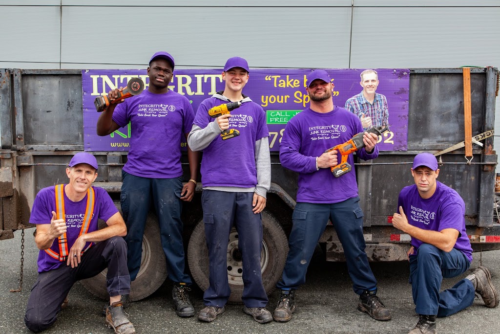 Integrity Junk Removal | 3251 Beverley Crescent, Abbotsford, BC V2S 4M6, Canada | Phone: (778) 240-2462