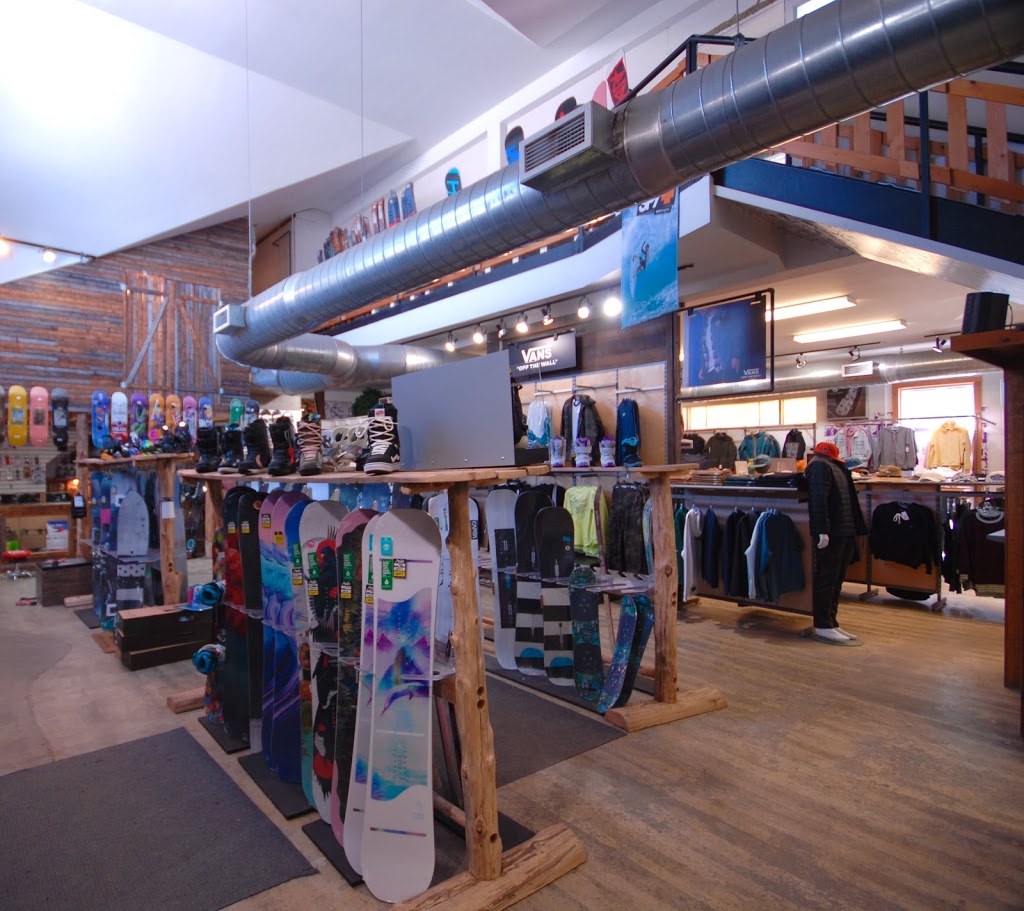 Axis Boutique Skis Snowboards Skateboards - Sunglasses Watches C | 695 Chemin Avila, Piedmont, QC J0R 1R3, Canada | Phone: (450) 227-9988