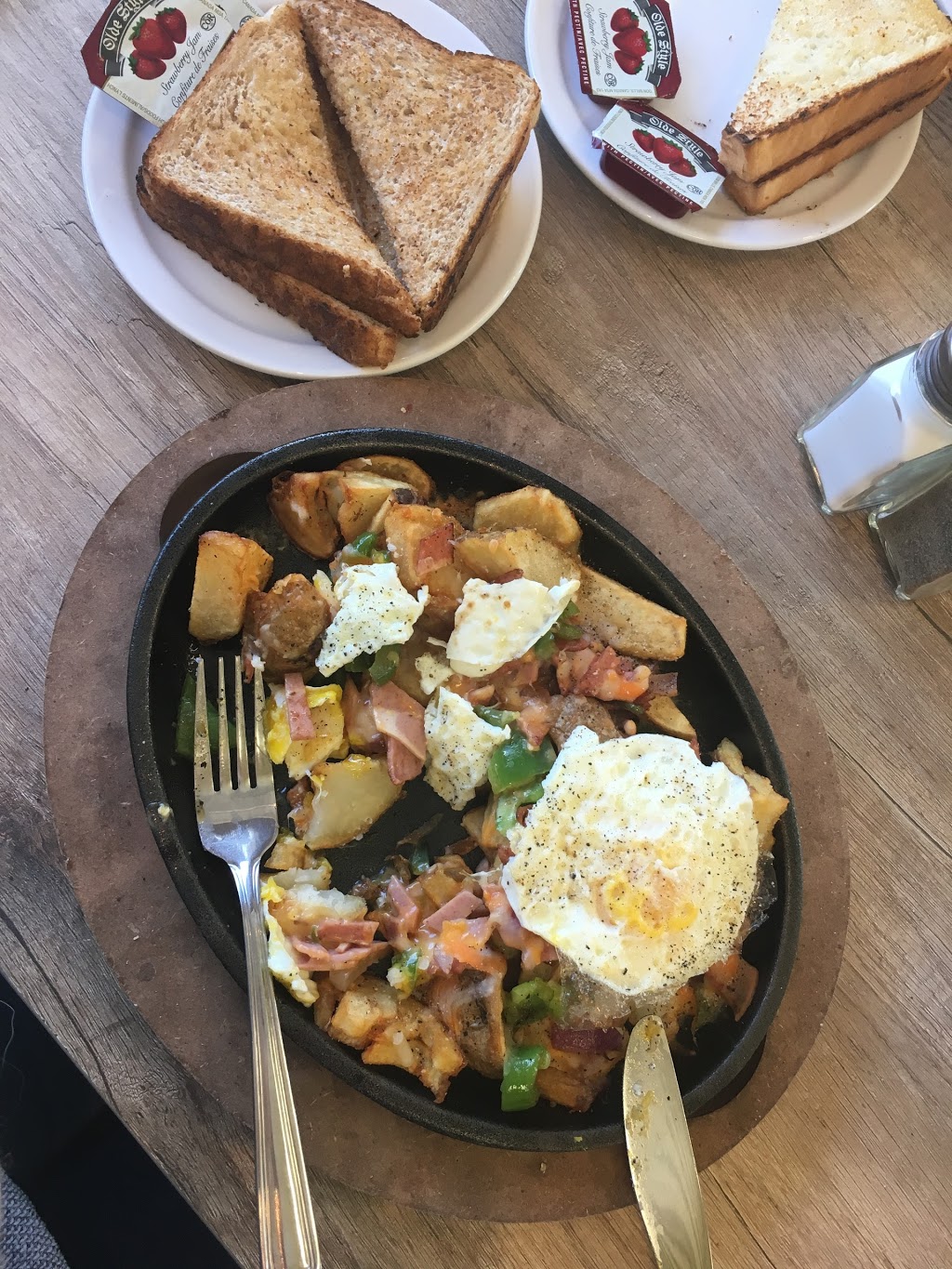The Broken Egg | 4293 King St E, Kitchener, ON N2P 2E9, Canada | Phone: (519) 219-1317