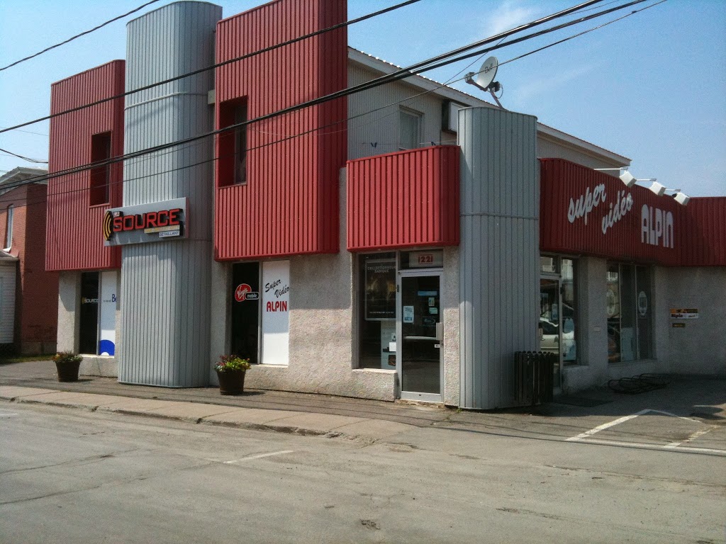 La Source | 1221 Rue du Pont, Marieville, QC J3M 1H1, Canada | Phone: (450) 460-4804