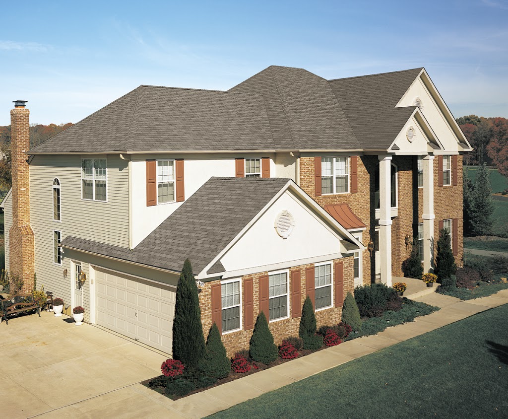 Mustang Roofing & Exteriors | 2310 Hyde Park Rd, London, ON N6H 5K2, Canada | Phone: (519) 471-3969