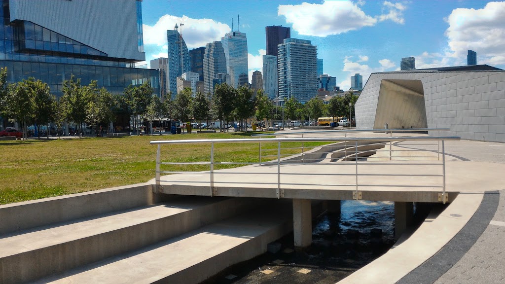 Sherbourne Common | 61 Dockside Dr, Toronto, ON M5A 1B6, Canada | Phone: (416) 338-4386