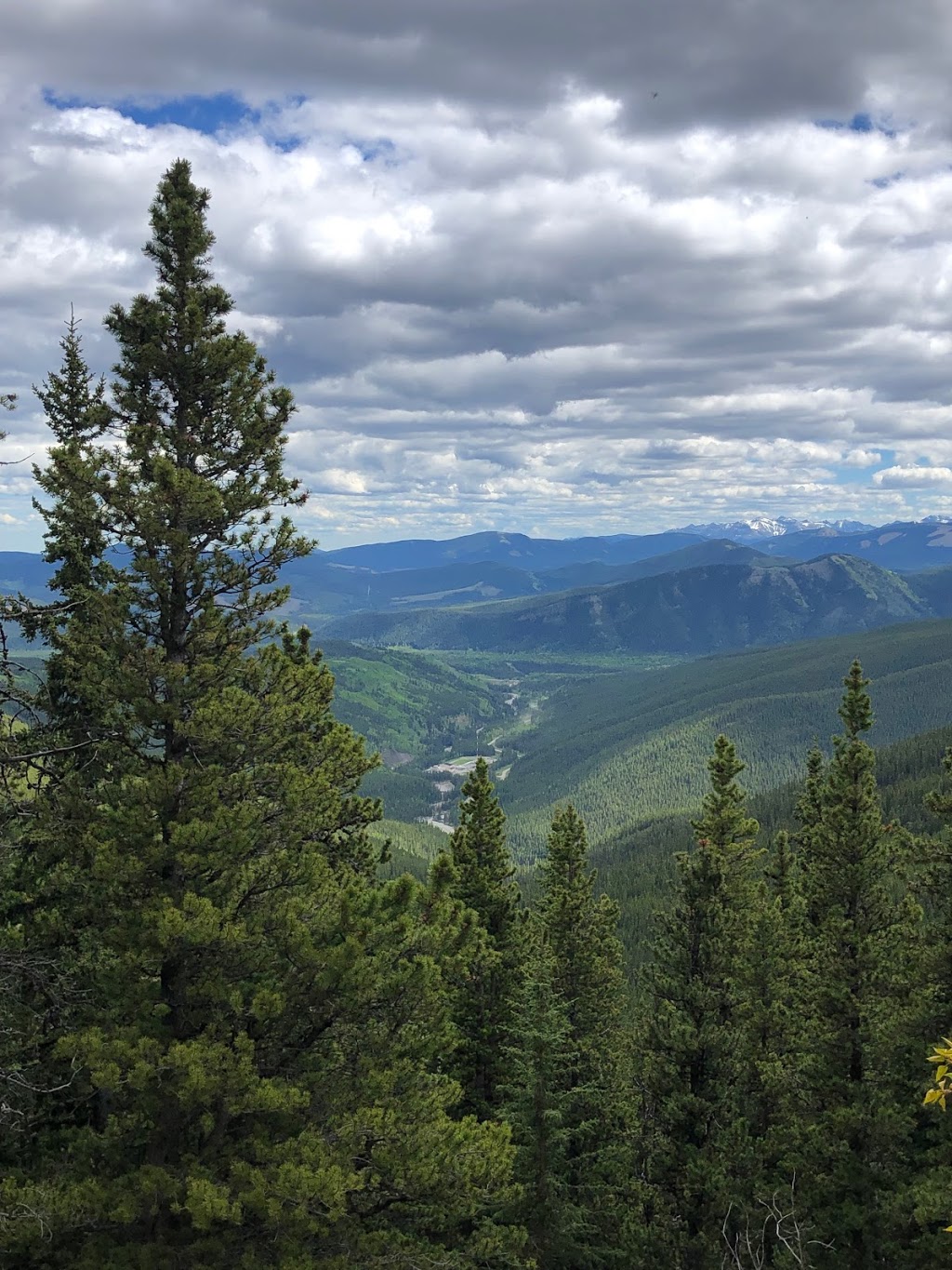 Moose Mountain trail head parking | Bragg Creek, AB T0L 0K0, Canada