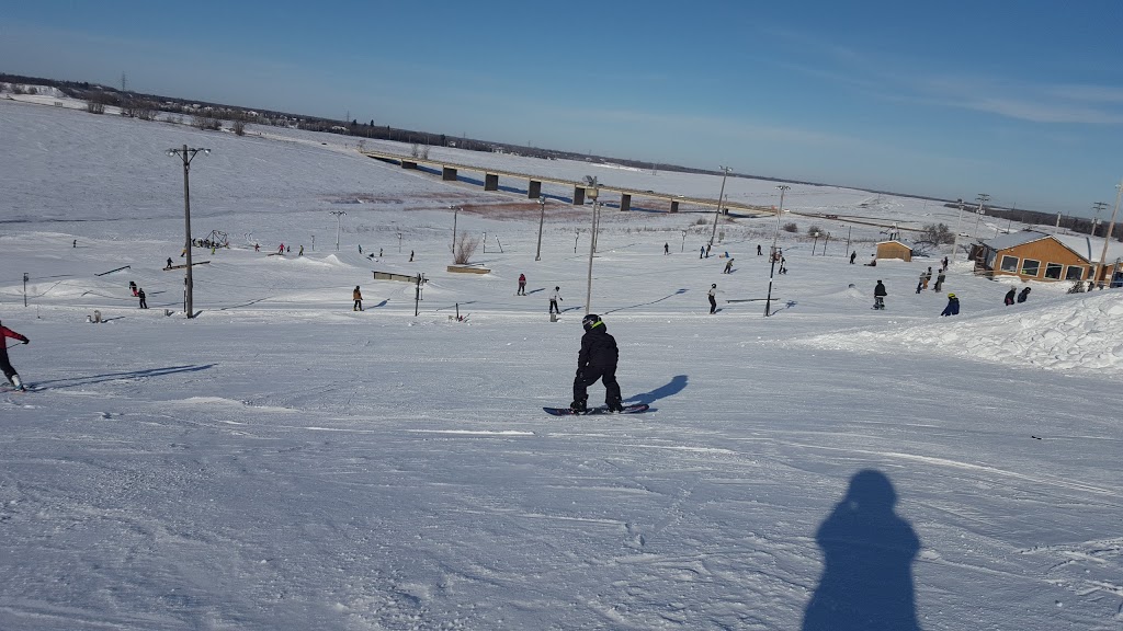 Springhill Winter Park | Oasis Rd, Oakbank, MB R0E 1J0, Canada | Phone: (204) 224-3051