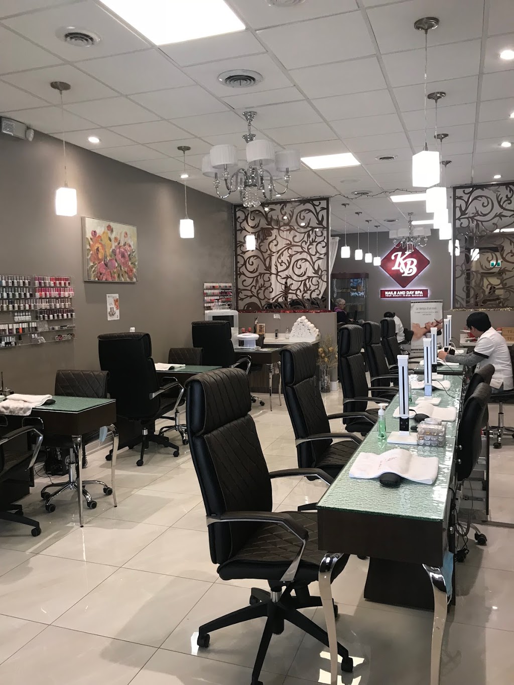 Krystal Beauty Nails and Day Spa | 2023 Long Lake Rd, Sudbury, ON P3E 4M8, Canada | Phone: (705) 525-1888
