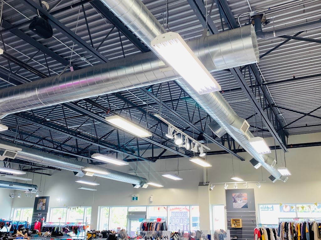 Electrical Toronto Service | 362 The East Mall, Toronto, ON M9B 6C6, Canada | Phone: (647) 573-4646